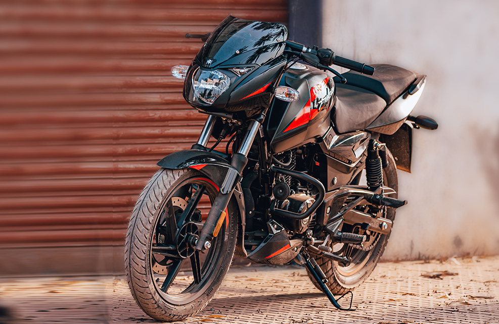 pulsar 150 price bs6