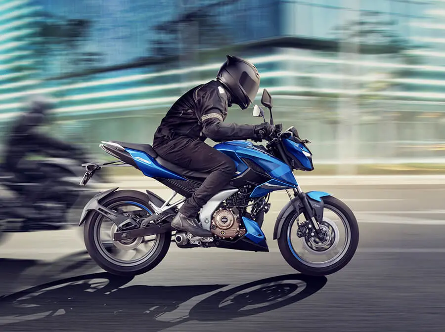 2024 Bajaj Pulsar NS160 has disc brakes on both front and rear wheels