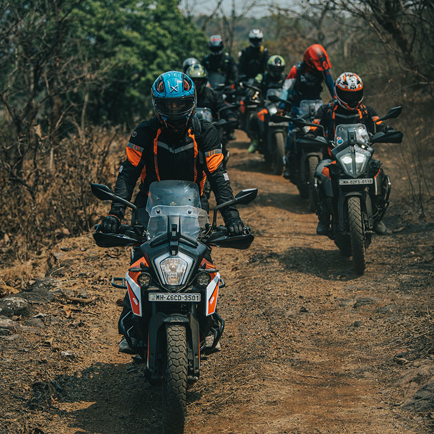 KTM adventure one day Trails group